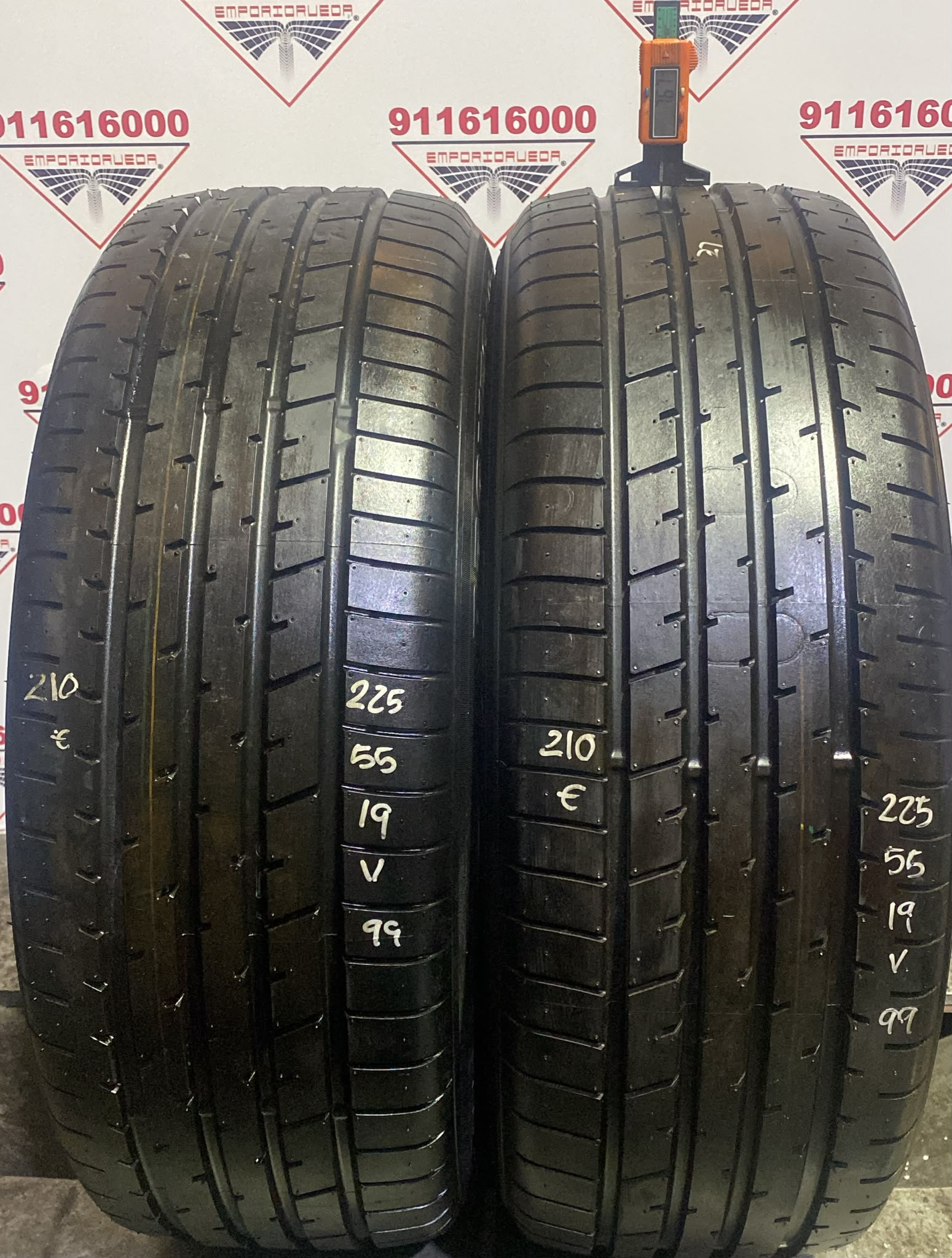 TOYO  USADO  225/55 R19 99 V
